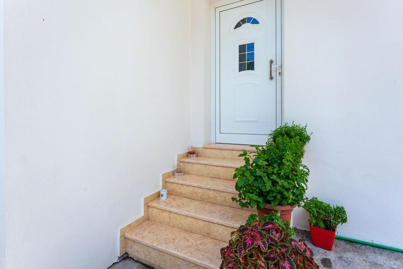 הימארה Zacharias Apartments מראה חיצוני תמונה