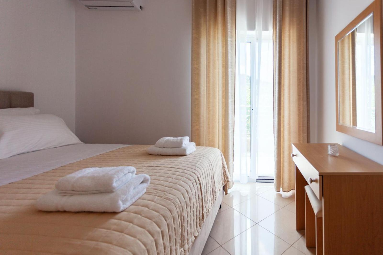 הימארה Zacharias Apartments מראה חיצוני תמונה