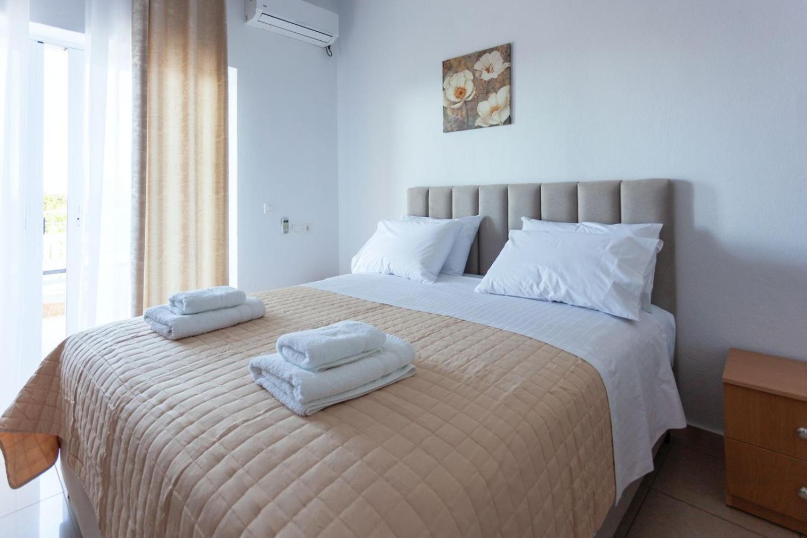 הימארה Zacharias Apartments מראה חיצוני תמונה